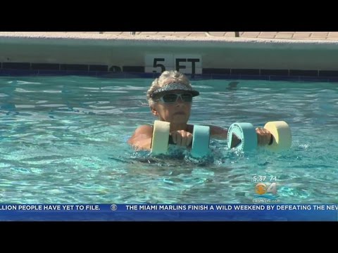 Water Aerobics Keeps Seniors Moving & Provides Therapeutic Benefits