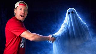 Download lagu I'm Trying To Make Friends With A GHOST! mp3