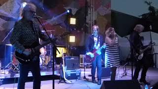 Filthy Friends - Any Kind of Crowd (Live 9/1/2017)