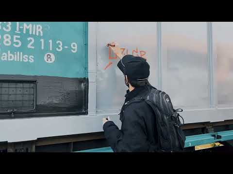 Grog Ink Heads #23 - Uzler