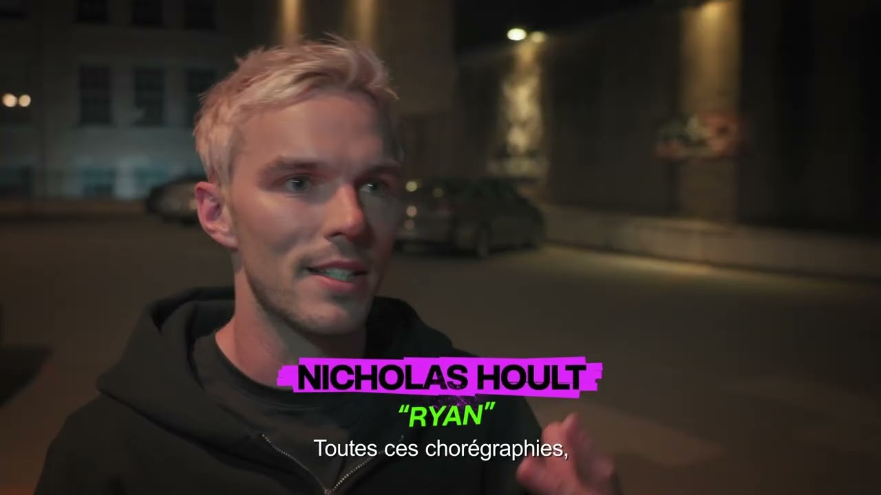 Miniature de la vidéo COMMENT BRAQUER UNE BANQUE - Vignette avec Nicholas Hoult du film Comment braquer une banque