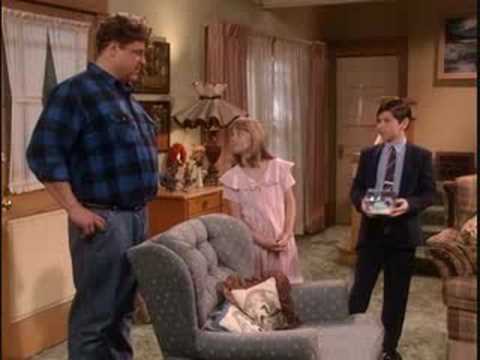 Lisa - DJ's date from Roseanne