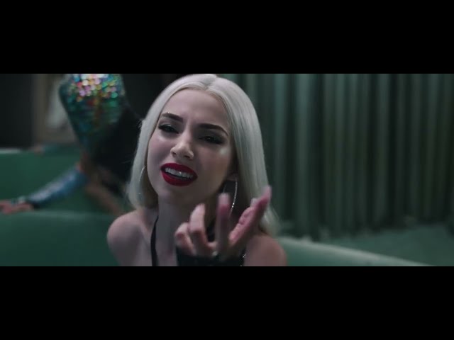 Million Dollar Baby von Ava Max ((jetzt ansehen))