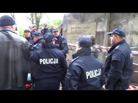 Napaść policji na patriotów