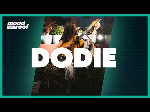 dodie - Hot Mess (Acoustic) | Live on Mood on the Roof