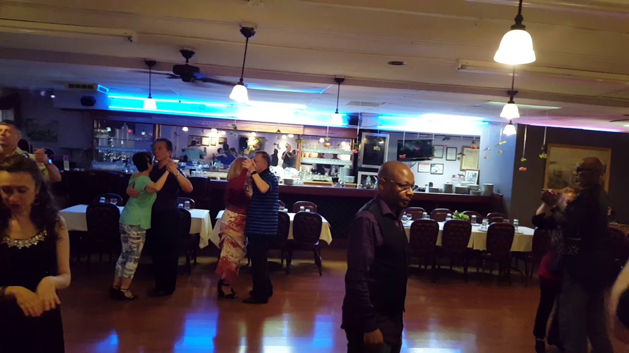 Fundamentals Tango class with Ernest Williams and Anna Karrasik