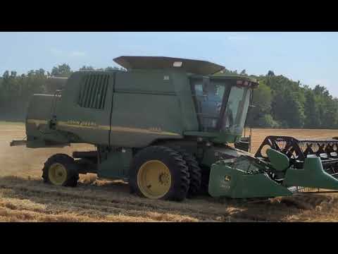 Winter Wheat - John Deere 9550 925F 7210 - Kill Brothers 387 -  Brent 440 - GMC 7500 #harvestchaser