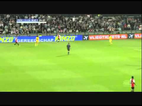 Wereldredding Tyton in Feyenoor Roda JC Kerkrade