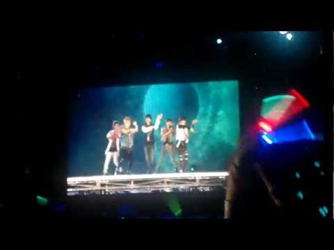 121125 #SMTBKK - Shinee  [cr:@KookKyu_Only13]