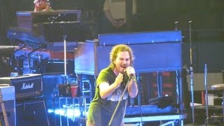 Pearl Jam: Gonna See My Friend [HD] 2010-05-15 - Hartford, CT