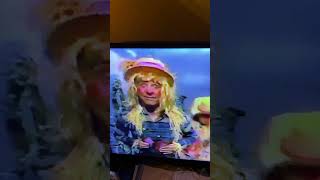 Sesame Street Knee, Shoulder, Ankle Song