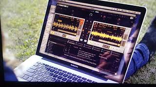 Pitch Perfect - &quot;500 Miles\Titanium&quot; (Beca&#39;s mashup, movie scene)