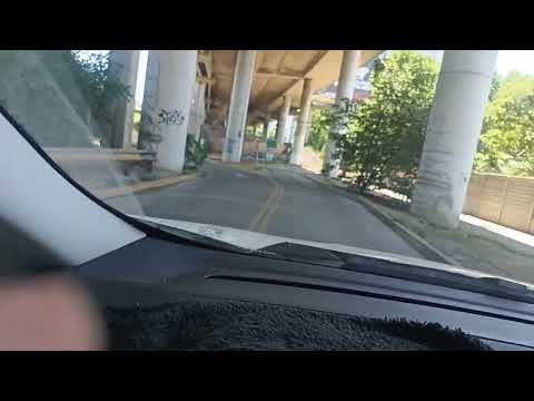 Cómo salir del Parque de los niños hacia la avenida General Paz.