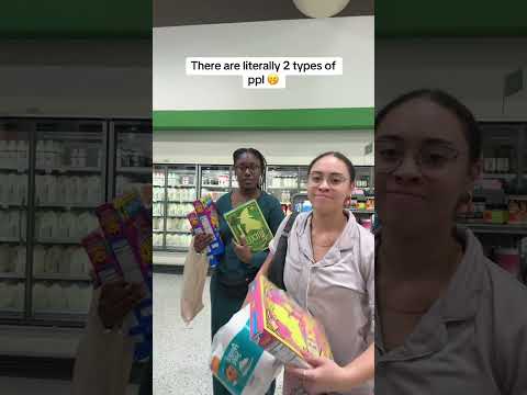 There are two types of of people 👩🏾‍🤝‍👩🏻🤣