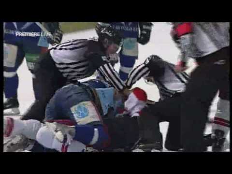 Alba Volan SC - Red Bull Salzburg hockey fights