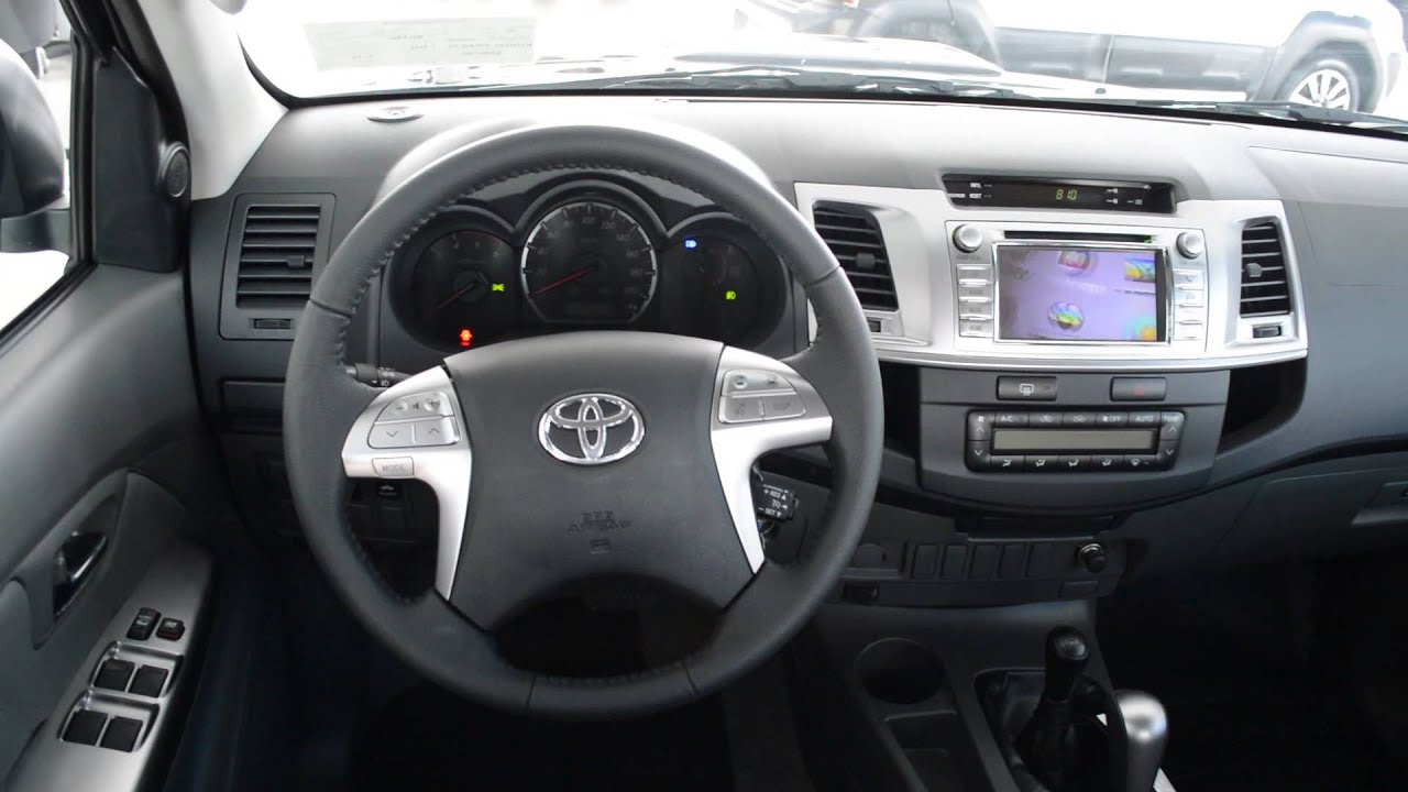 Hilux Cabine Dupla 4X4 SRV AT