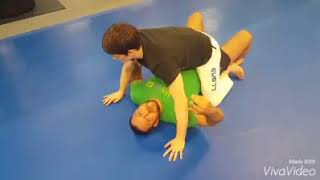 Tom DeBlass:  Escaping Bottom Mount to Attack Legs