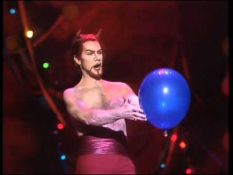 Ecco il mondo - Samuel Ramey (Mefistofele)