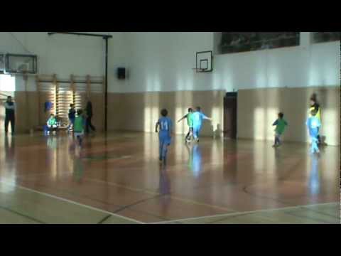 1.TJ PRAGA PRAHA - SLAVOJ VYŠEHRAD  2:0 (Halový turnaj Jesenice,25.2.2012)