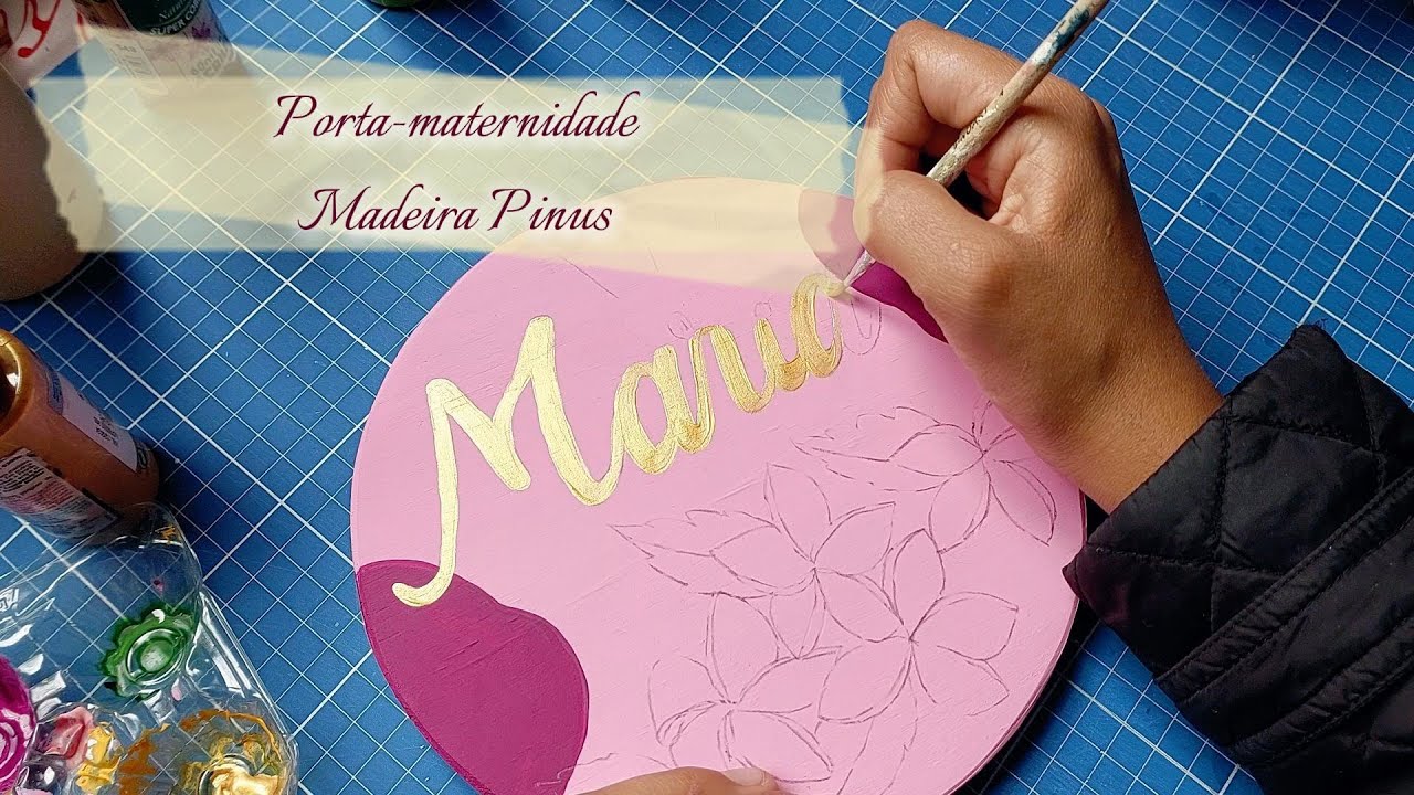 Porta maternidade com Madeira Pinus - #handlettering #pintura #personalizados