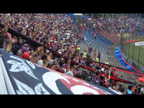 "Hoy no podemos perder. (Copa Libertadores 2014 ante Lanus) CERRO EN HD" Barra: La Plaza y Comando • Club: Cerro Porteño • País: Paraguay