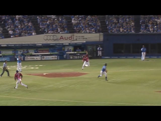 【5回裏】驚異の跳躍力!! ライオンズ・山川がジャンピングキャッチと2塁への好送球でランナーの進塁を阻止する!! 2017/7/30 M-L