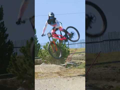 🥵 Styling it on DH Track 🔥 Kaos Seagrave