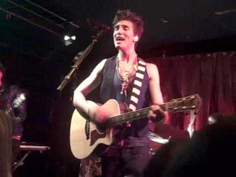 download lagu mp3 mp4 Barelylegal11, download lagu Barelylegal11 gratis, unduh video klip Barelylegal11