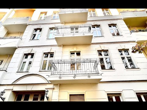2 ZI.-ALTBAU AM SCHLOSS CHARLOTTENBURG & SPREE! 4. OG MIT LIFT, DIELENBODEN UND WANNENBAD!