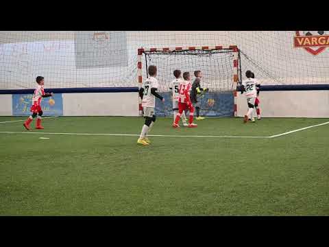 MINI-MAXI KUP: VULETOVE BOMBE, ŽELJA I BORBENOST NIKINIH DEČAKA I ZVEZDINA POBEDA 7