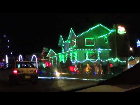 The Best Dancing Christmas Lights Ever