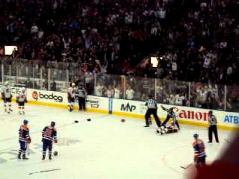 Steve Mcintyre of the Edmonton Oilers knocks out Flames player in season opener Live Oct 2010