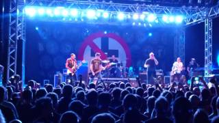 Bad Religion - Crisis Time + Supersonic + Prove it - Curitiba 15/03/2016 Spazio Van