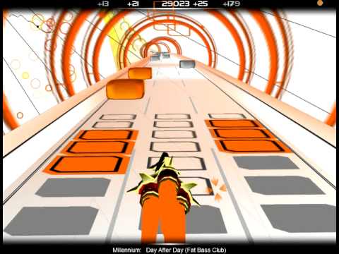 Millenium - Day After Day (Fat Bass Club) - Audiosurf (turn up volume)