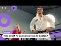 Judoka Noël van 't End beantwoordt vragen van kinderen