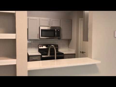 RENOVATED Elegant Town Home 3BR2.5BA 1121 SQFT in Bedford, TX