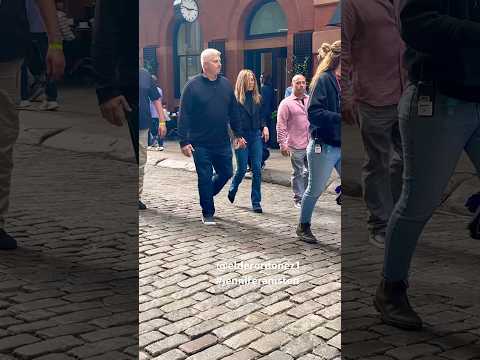 Jennifer Aniston with many bodyguards protecting her while filming ‘The Morning Show’ in New York