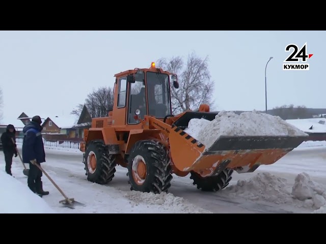 Кукмарада урамнарны кардан чистарту эшләре бара