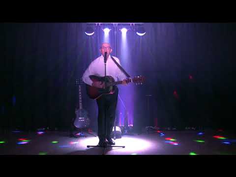 Mick Noble Top Guitar Vocalist. Peaceful Easy Feeling