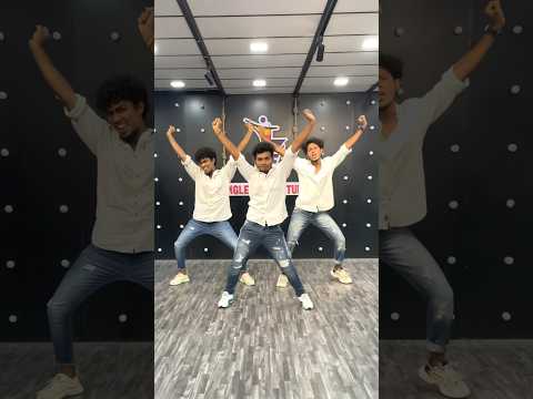 Padichi parthen eravilla 😵‍💫🤷🏻‍♂️ #dance #dancer #partysongs #dancecover #dhanush