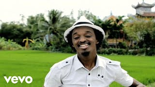 Musik-Video-Miniaturansicht zu Wavin' Flag Songtext von K'naan