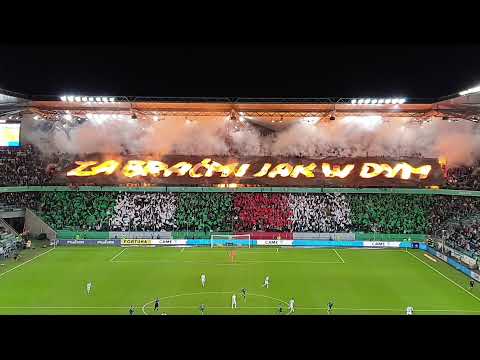 Legia - Radomiak 19/12/2021 oprawa za braćmi jak w dym