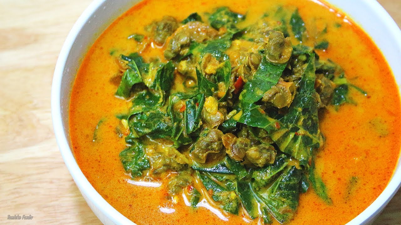 Cockles and Betel Leaves Curry
