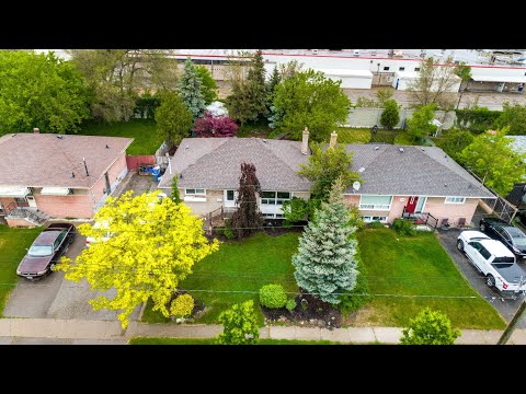 133 Raylawn Crescent, Georgetown Home for Sale - Real Estate Properties for Sale