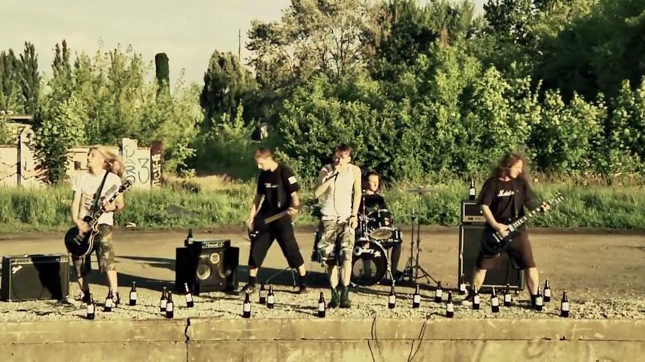 Pull The Wire - Kapslami W Niebo (Official Video)