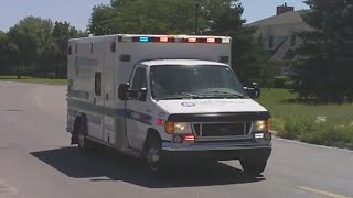 preview picture of video '[Waseca] North Memorial Ambulance Responding'