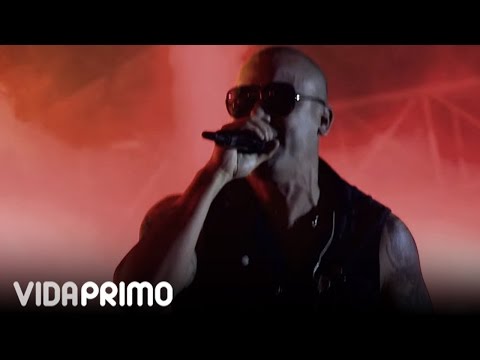 Jowell y Randy ft. Wisin y Yandel - 'Perreame' en Medellin (Colombia) [Live]