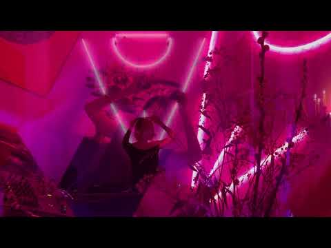 Julie Marghilano @home in Vaginastan (Part IV)