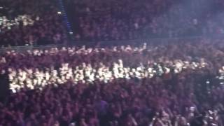 Böhse Onkelz - Fans singen Auf gute Freunde (Hannover 7.12.2016) Fanchor