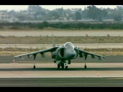 2009 MCAS Miramar Airshow - AV-8B Harrier Demonstration